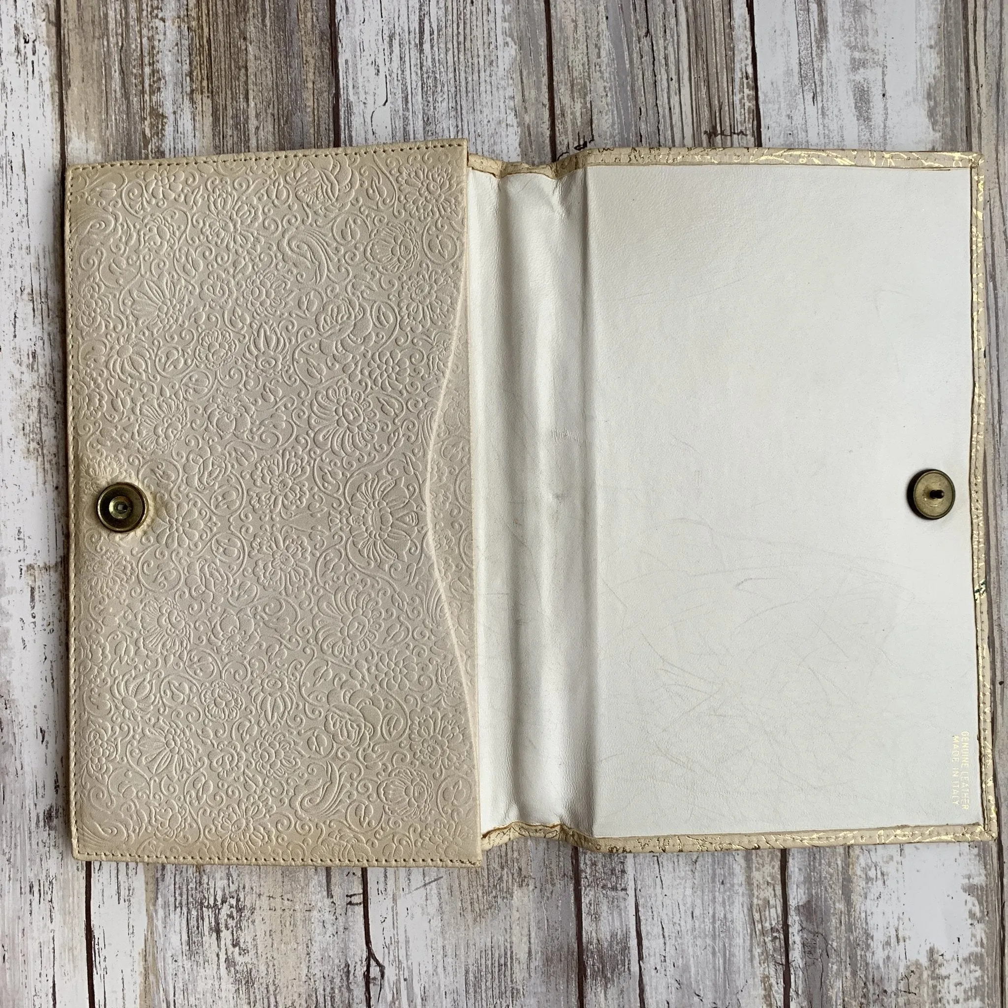 1950s Leather Clutch with Hand Dyed Floral Design. Spring / Summer Bag. Sustainable Vintage Fashion.