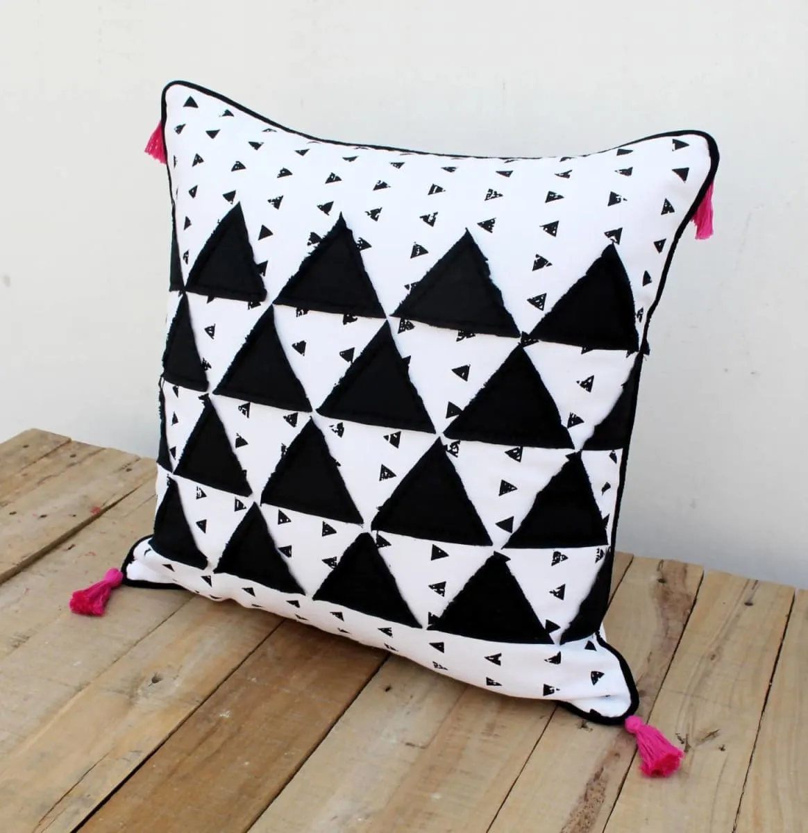 Aztec print pillow cover, cotton pillow case, tribal, geometrical, standard size, sizes available.