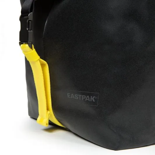 EASTPAK Wrencher Merge Folded