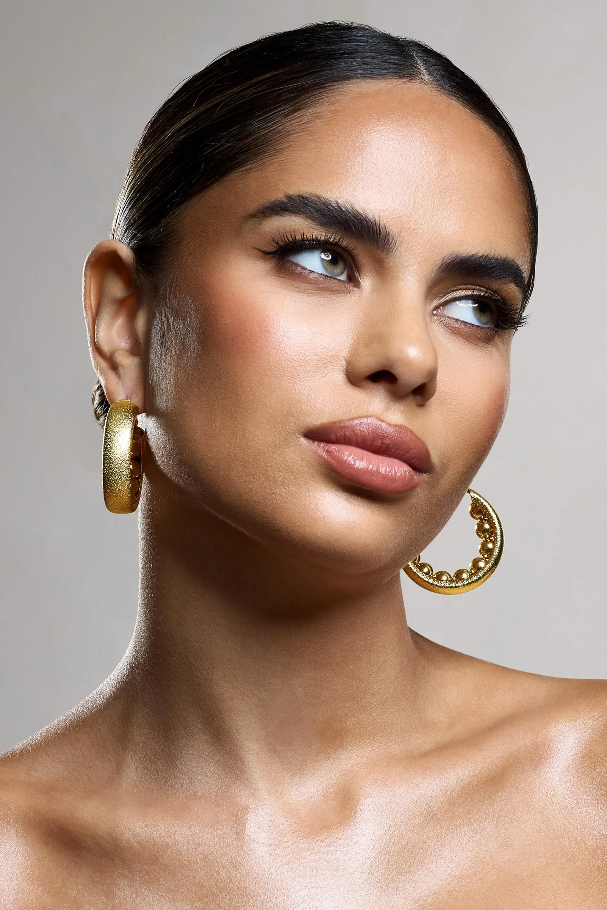 Portal | Gold Textured Chunky Hoop Earrings