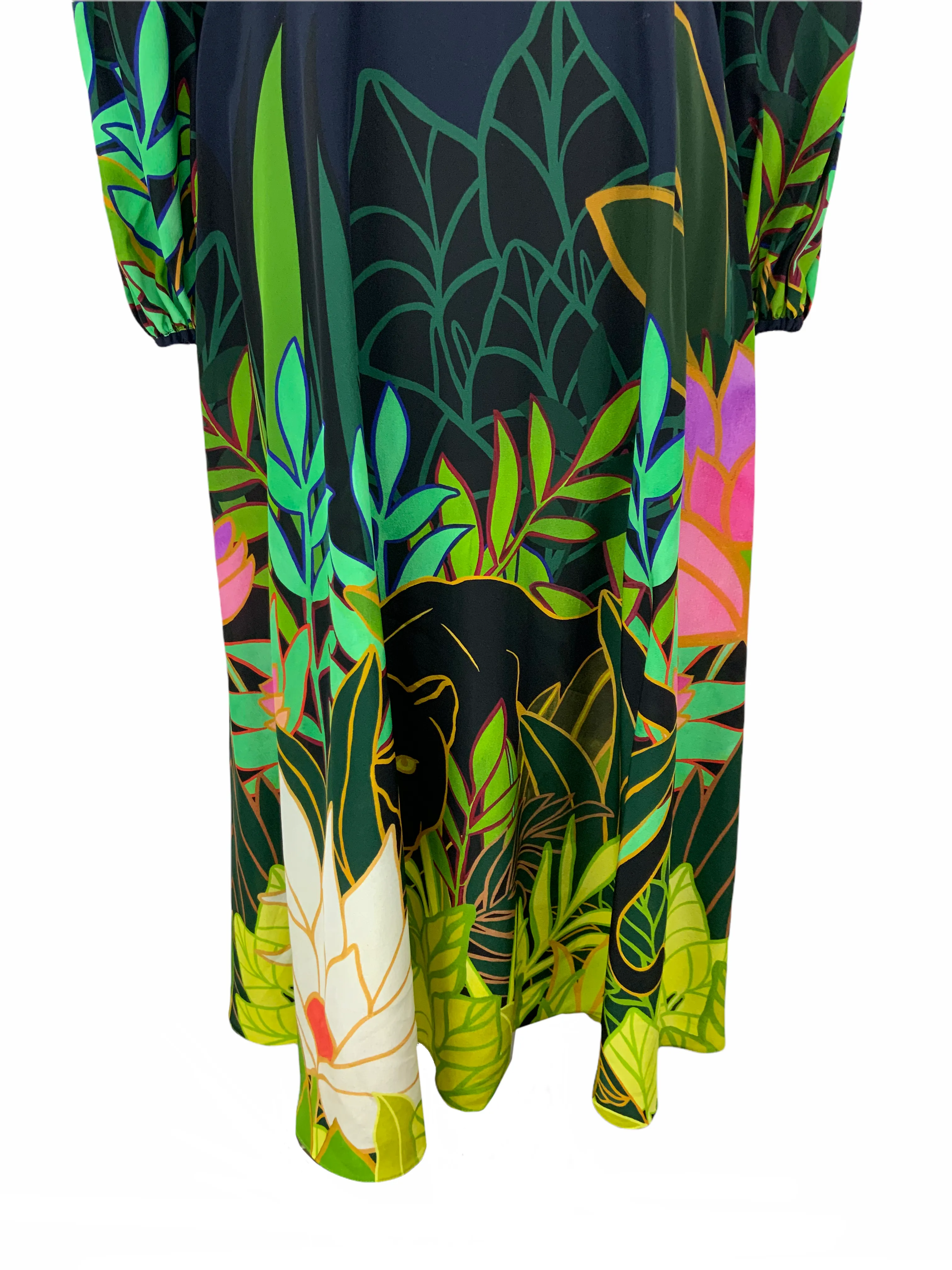 Luxurious Valentino Panther in the Jungle Printed Silk Dress - Size L